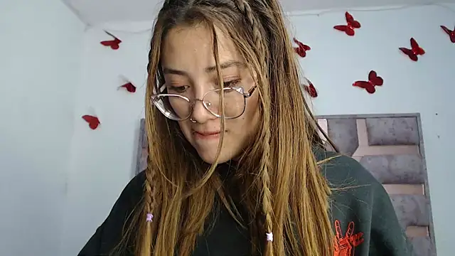 Anny Fox- online show from September 2025 03:21:02 AM