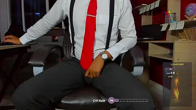 Snapshot of Hideintheoffice chatting on December 2024 12:07:02 AM Hideintheoffice online show from December 2024 12:07:02 AM