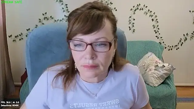 Snapshot of Miss_Moren chatting on July 2026 05:14:02 AM Miss Moren online show from July 2026 05:14:02 AM