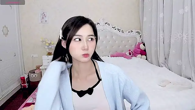 Snapshot of Tomakto chatting on January 2025 10:38:02 AM Tomakto online show from January 2025 10:38:02 AM
