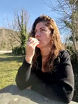 Snapshot of sansan2411 chatting on February 2026 01:21:01 PM sansan2411 online show from February 2026 01:21:01 PM