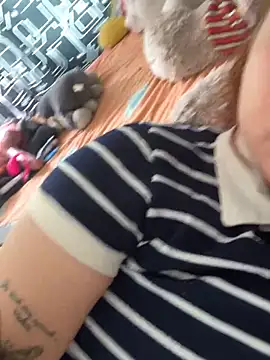 Snapshot of Ema_kraus chatting on February 2026 06:04:01 PM Ema kraus online show from February 2026 06:04:01 PM