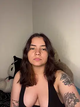 Snapshot of Ema_kraus chatting on March 2026 02:02:01 AM Ema kraus online show from March 2026 02:02:01 AM