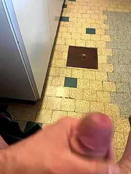 mikiss789 online show from March 2026 03:04:02 PM