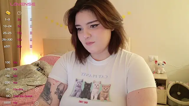 YumiYammy online show from January 2026 11:25:01 AM