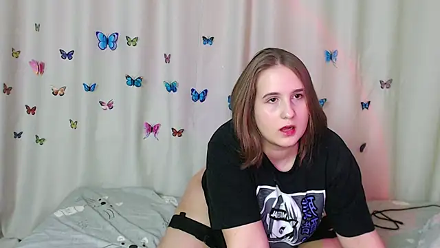 Snapshot of Phantommira chatting on January 2025 07:50:02 PM Phantommira online show from January 2025 07:50:02 PM