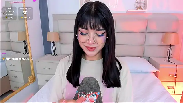 RoseCassie online show from March 2025 01:48:01 PM