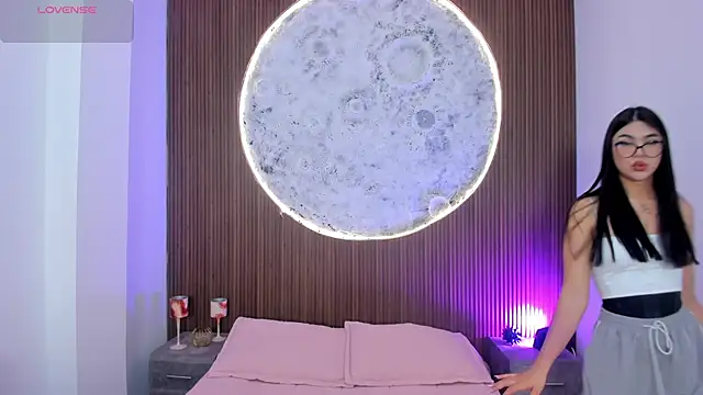 RoseCassie online show from March 2026 01:22:01 PM