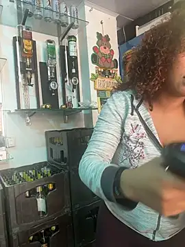 lauraltt online show from November 2025 07:13:02 PM