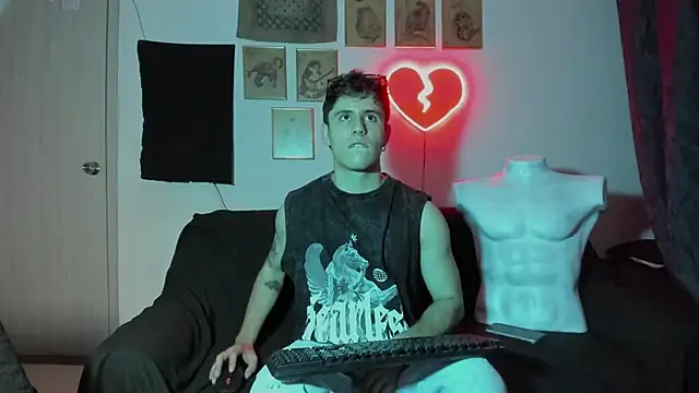 Antonello Vannucci online show from January 2025 08:47:02 PM