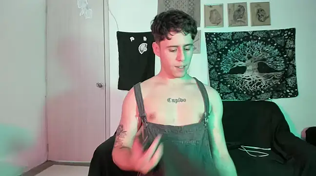 Antonello Vannucci online show from January 2025 08:04:01 PM