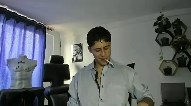 Antonello Vannucci online show from March 2025 07:12:01 PM