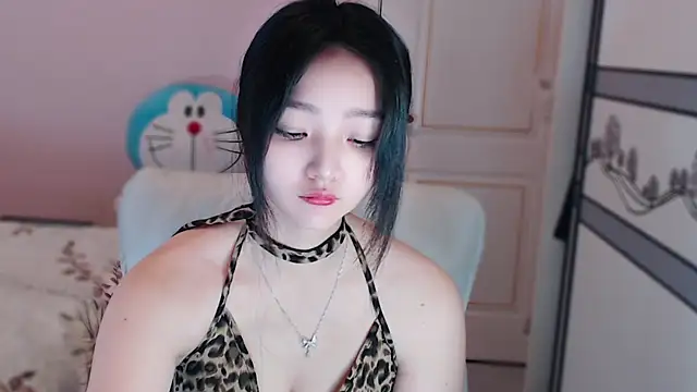 xiao-xiao-D online show from March 2025 07:26:02 AM