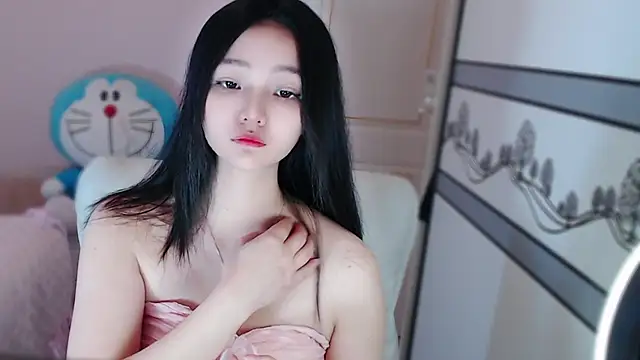 xiao-xiao-D online show from March 2025 05:21:02 AM