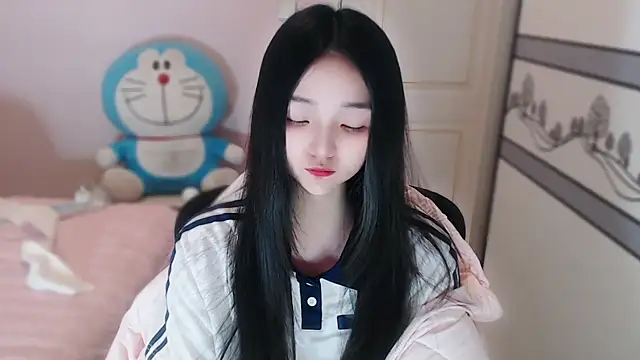 xiao-xiao-D online show from January 2026 04:43:02 PM