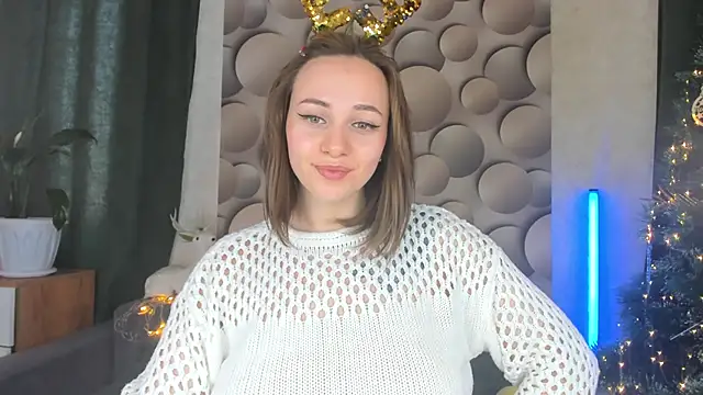 Snapshot of Cute_smile_sharon chatting on December 2024 05:17:01 AM Cute smile sharon online show from December 2024 05:17:01 AM