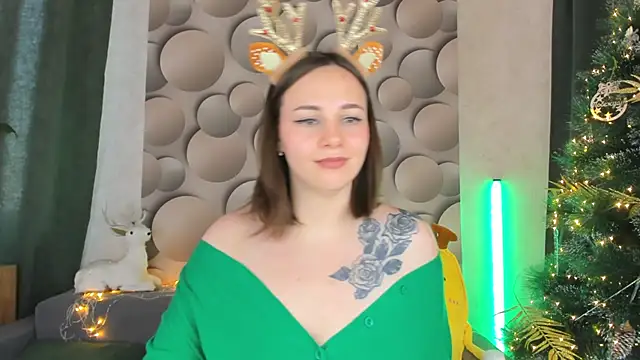 Snapshot of Cute_smile_sharon chatting on December 2024 05:05:02 AM Cute smile sharon online show from December 2024 05:05:02 AM