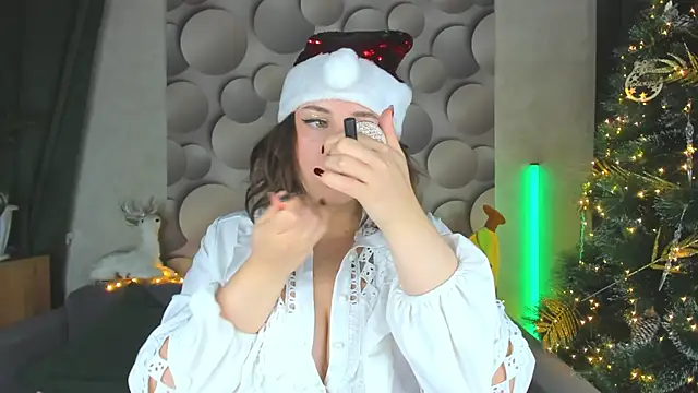Snapshot of Cute_smile_sharon chatting on December 2024 04:04:01 PM Cute smile sharon online show from December 2024 04:04:01 PM
