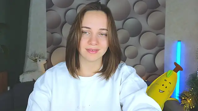 Snapshot of Cute_smile_sharon chatting on January 2025 05:13:02 AM Cute smile sharon online show from January 2025 05:13:02 AM
