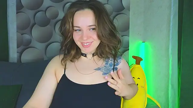 Snapshot of Cute_smile_sharon chatting on March 2025 02:01:02 AM Cute smile sharon online show from March 2025 02:01:02 AM