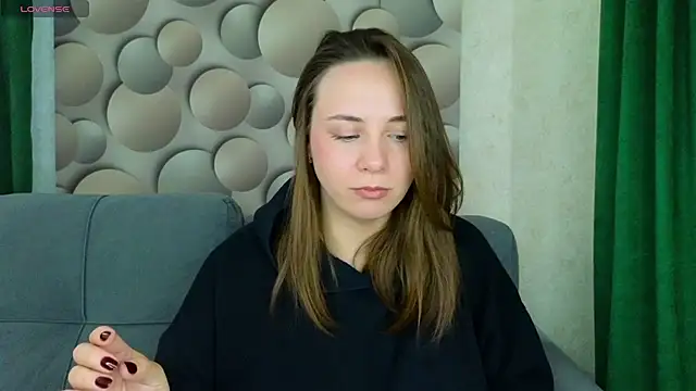 Snapshot of Cute_smile_sharon chatting on October 2025 06:03:01 AM Cute smile sharon online show from October 2025 06:03:01 AM