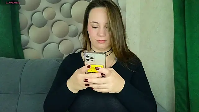 Snapshot of Cute_smile_sharon chatting on October 2025 04:35:02 AM Cute smile sharon online show from October 2025 04:35:02 AM