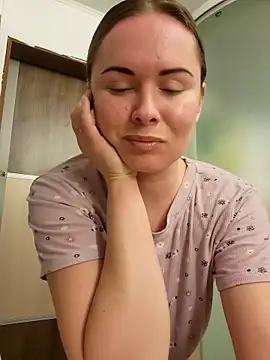  Miss Vanilla  online show from March 2025 08:18:02 PM