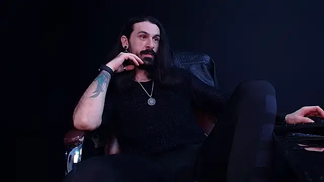 AxelColton online show from November 2025 11:31:02 AM