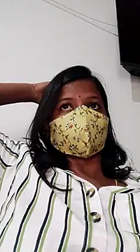 Snapshot of Tamil_Sanjana_ chatting on January 2025 12:21:01 PM Tamil Sanjana  online show from January 2025 12:21:01 PM