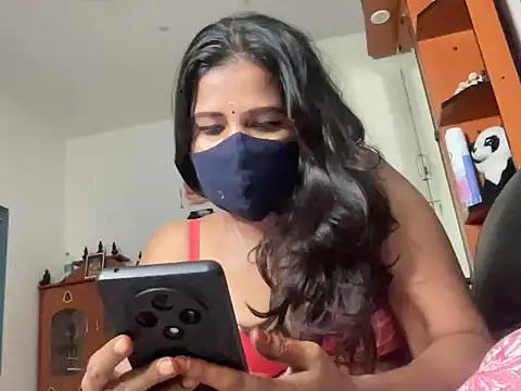 Snapshot of Tamil_Sanjana_ chatting on October 2025 06:15:02 PM Tamil Sanjana  online show from October 2025 06:15:02 PM