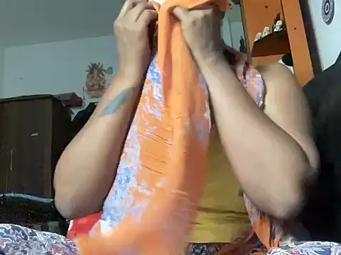 Tamil Sanjana  online show from December 2025 06:34:02 PM