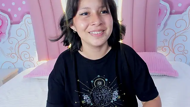 Snapshot of Lily_Martinez chatting on March 2025 08:29:01 AM Lily Martinez online show from March 2025 08:29:01 AM