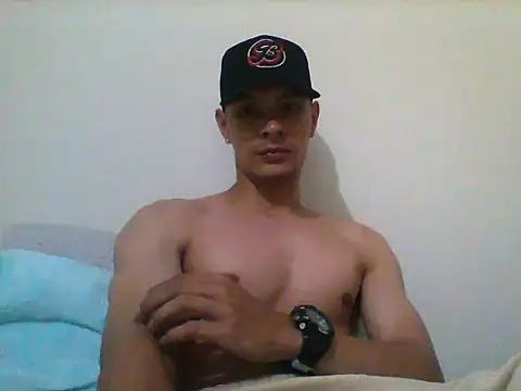 Snapshot of tric09 chatting on December 2024 01:50:01 AM tric09 online show from December 2024 01:50:01 AM