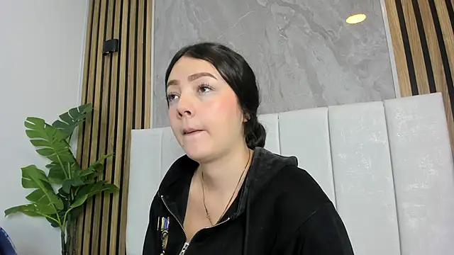 Samantha Good online show from January 2026 12:29:01 PM