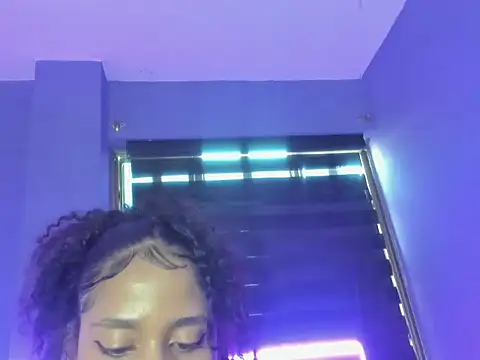 CintiaWalker online show from December 2025 12:57:02 PM