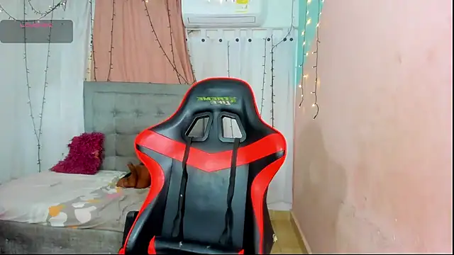 dani-lue online show from December 2025 02:36:02 PM