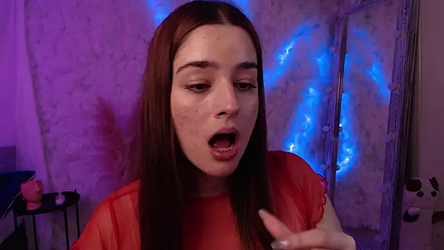 Snapshot of Lolly_lipss_ chatting on December 2024 01:03:01 PM Lolly lipss online show from December 2024 01:03:01 PM