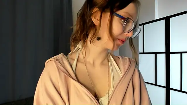 EIviaForland online show from December 2024 04:04:02 AM