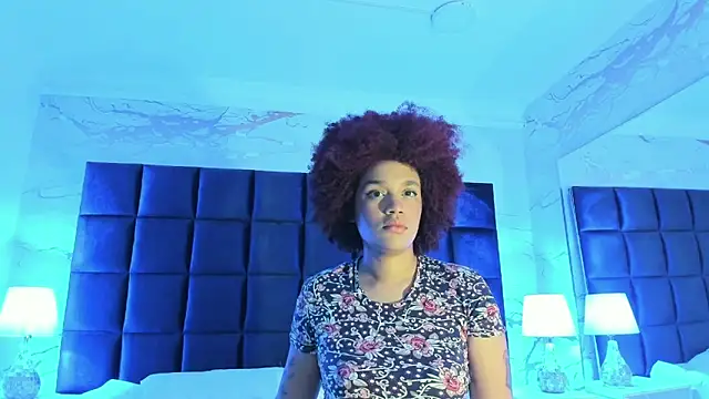 loladupont online show from February 2026 03:05:02 AM