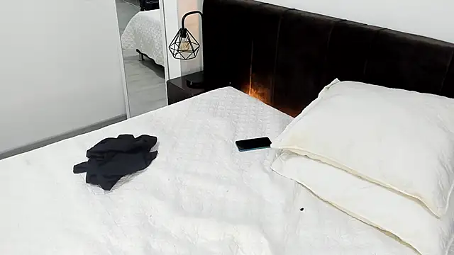 Snapshot of AbrilSonne chatting on March 2025 10:53:01 PM AbrilSonne online show from March 2025 10:53:01 PM