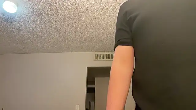 Snapshot of Keywest_Kate chatting on January 2025 01:17:01 AM Keywest Kate online show from January 2025 01:17:01 AM