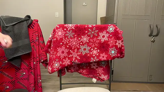 Snapshot of Keywest_Kate chatting on January 2025 04:27:02 AM Keywest Kate online show from January 2025 04:27:02 AM