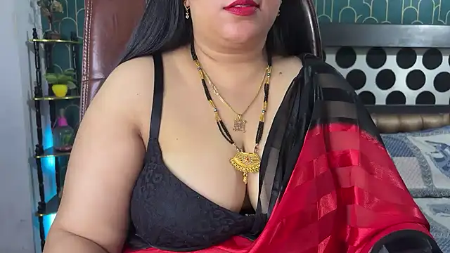 Snapshot of FlatVincy4 chatting on February 2026 04:45:02 PM FlatVincy4 online show from February 2026 04:45:02 PM