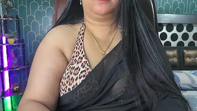 Snapshot of FlatVincy4 chatting on February 2026 05:03:02 AM FlatVincy4 online show from February 2026 05:03:02 AM