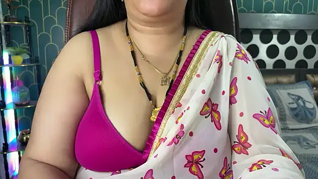 Snapshot of FlatVincy4 chatting on February 2026 07:51:01 AM FlatVincy4 online show from February 2026 07:51:01 AM