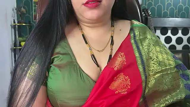 Snapshot of FlatVincy4 chatting on February 2026 03:29:02 AM FlatVincy4 online show from February 2026 03:29:02 AM