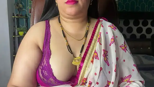 Snapshot of FlatVincy4 chatting on February 2026 07:29:01 AM FlatVincy4 online show from February 2026 07:29:01 AM