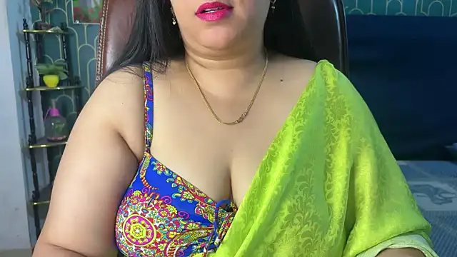 Snapshot of FlatVincy4 chatting on February 2026 04:13:02 AM FlatVincy4 online show from February 2026 04:13:02 AM