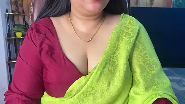 Snapshot of FlatVincy4 chatting on March 2026 04:23:01 PM FlatVincy4 online show from March 2026 04:23:01 PM