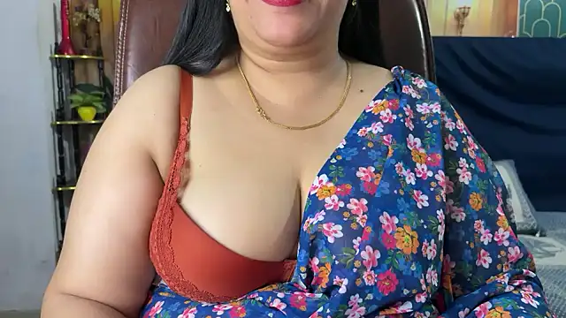 Snapshot of FlatVincy4 chatting on March 2026 07:01:02 AM FlatVincy4 online show from March 2026 07:01:02 AM